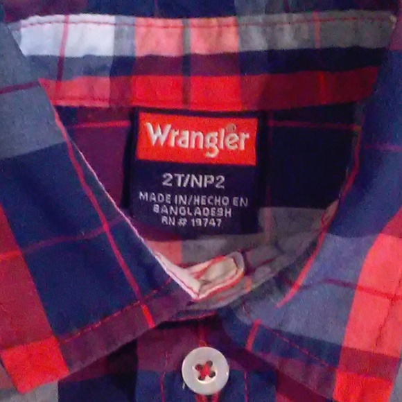 Wrangler Boy's button up western plaid shirt 2T - Picture 3 of 3